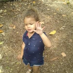 Meet your Posher, Mona